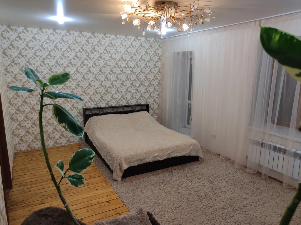 Дом у пруда, баня.