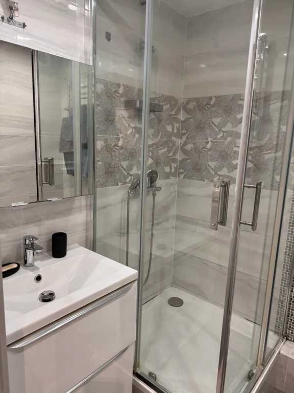 Прекрасная, светлая студия