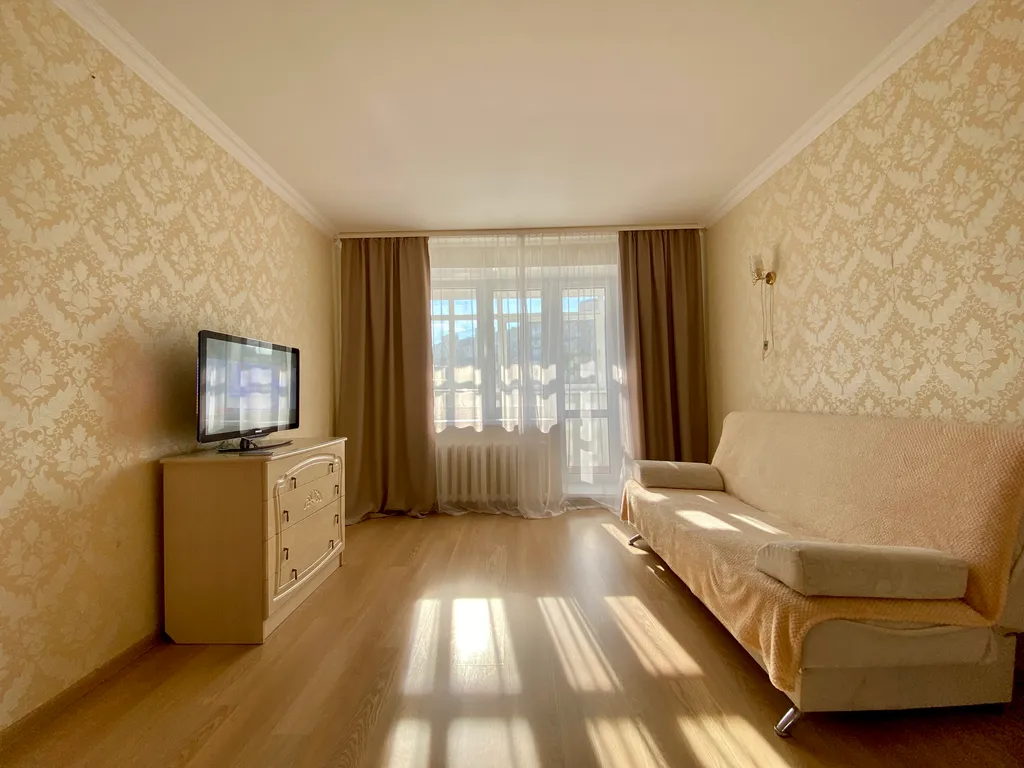 Уютная светлая квартира — аренда посуточно в Уфа