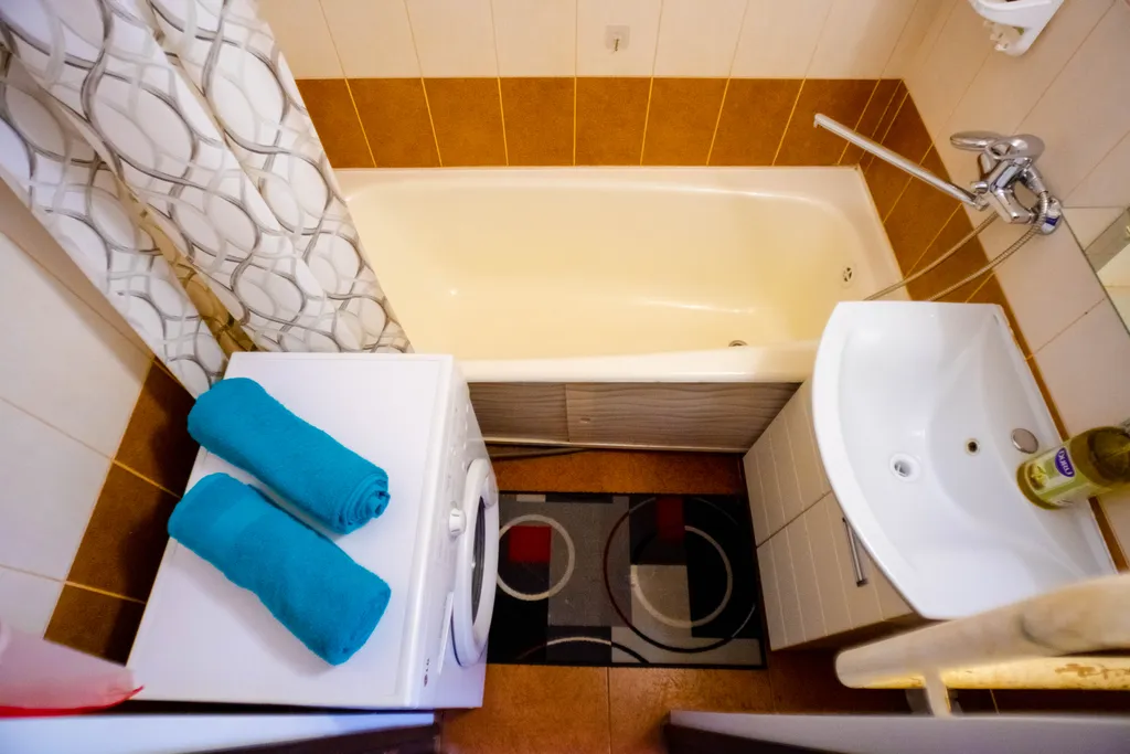 Апартаменты большие эконом-класса в Зареченском районе