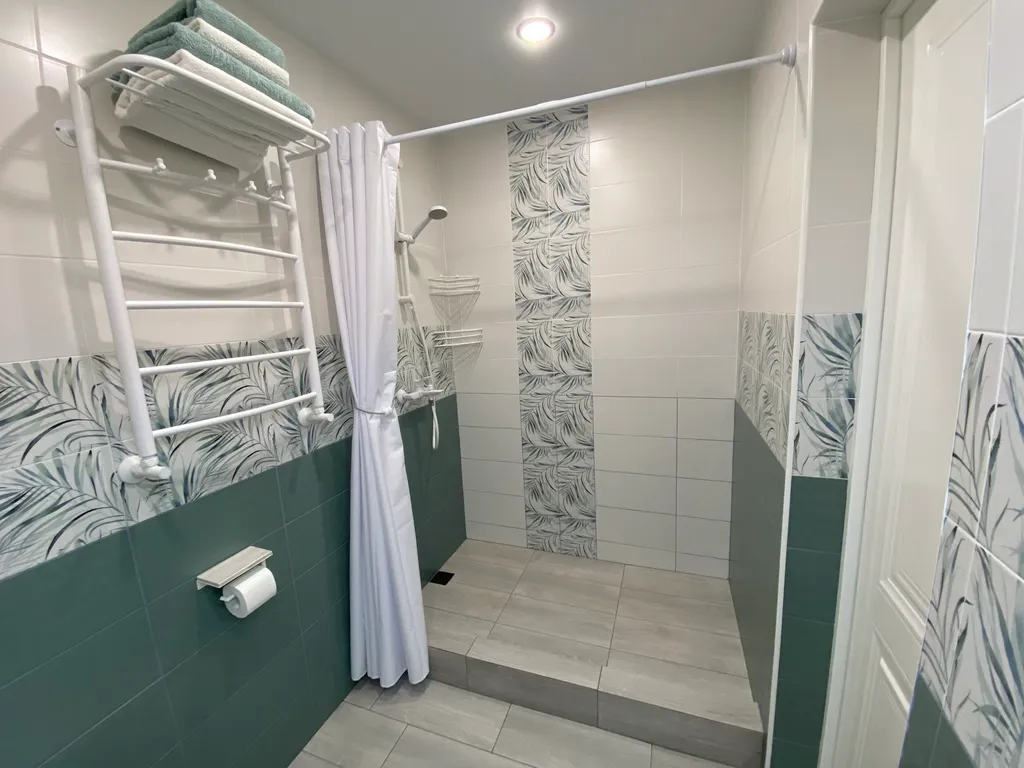 Уютный дом в черте города