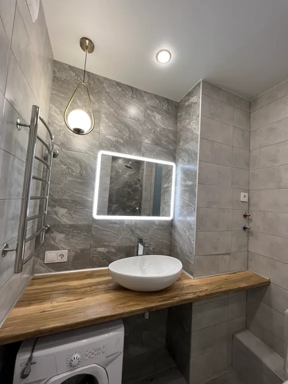 2-комнаты в центре с камином и подземной парковкой