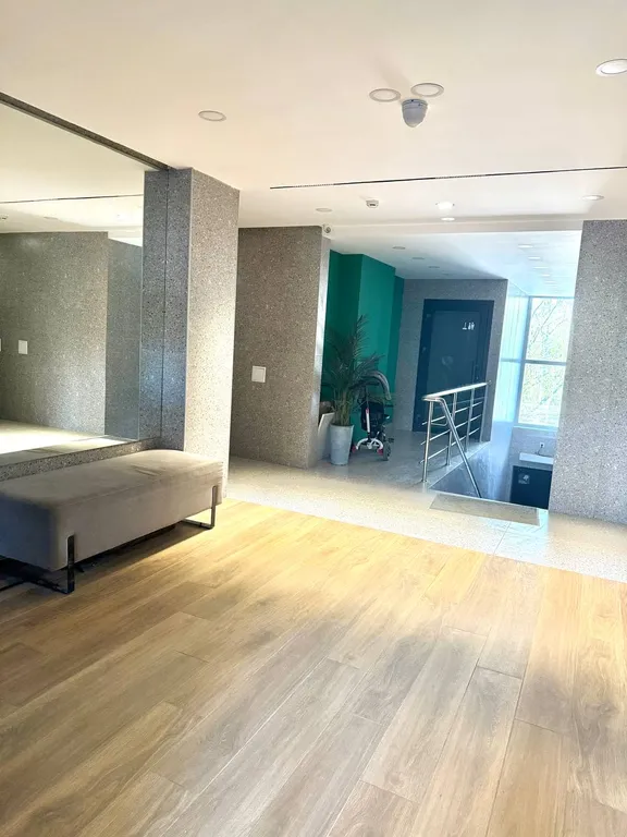 Уютнaя студия в нoвом соврeменнoм дoмe кoмфoрт