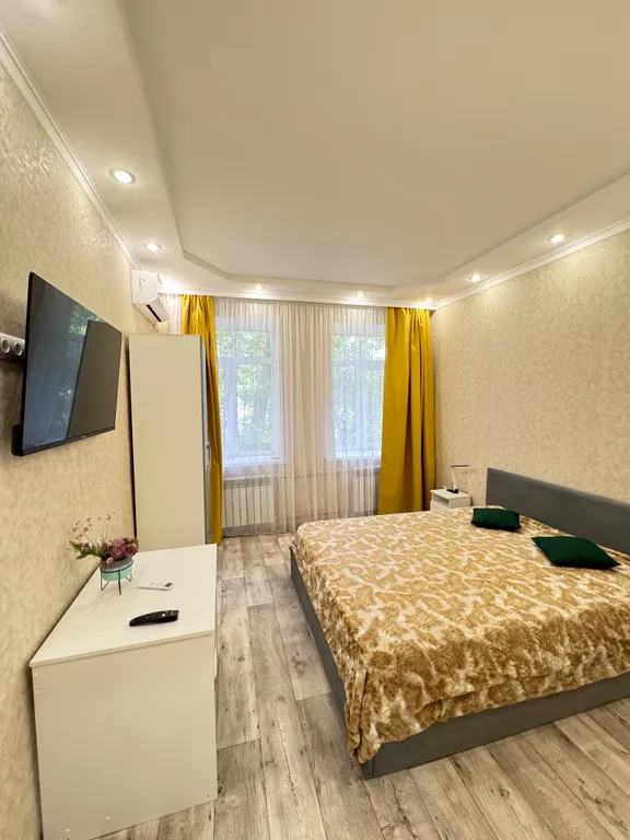 Яркая двушка в центре