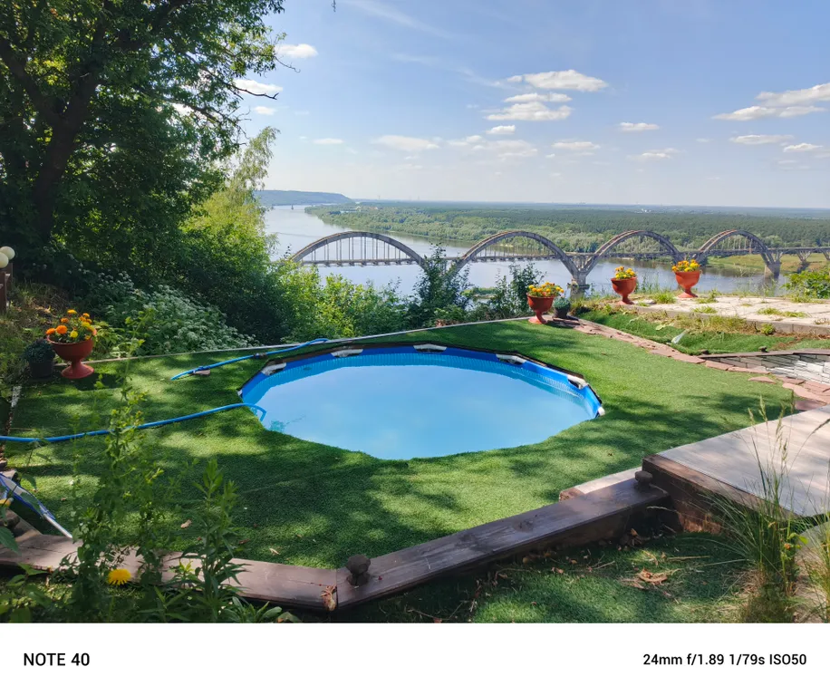 Дом на краю света с видом на Оку рядом с горнолыжной деревней Новинки