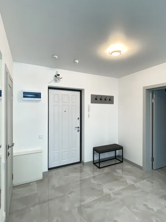 Квартира Квартира ЖК Альпийский квартал, рядом ЖД, кровать 180см, балкон, вид во двор — Сочи