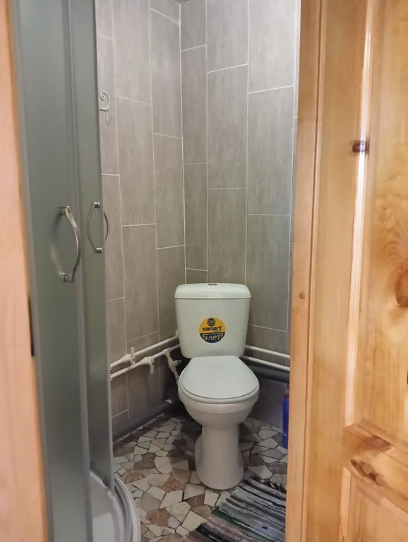 На Алтае на берегу реки Катунь