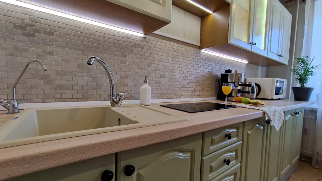 Светлая уютная 4-комнатная квартира рядом с центром