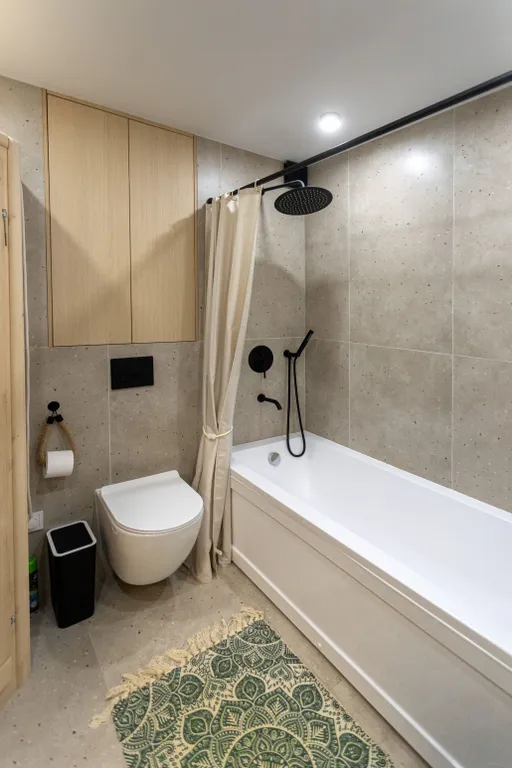 Сканди-шик с сауной и панорамным видом в центре