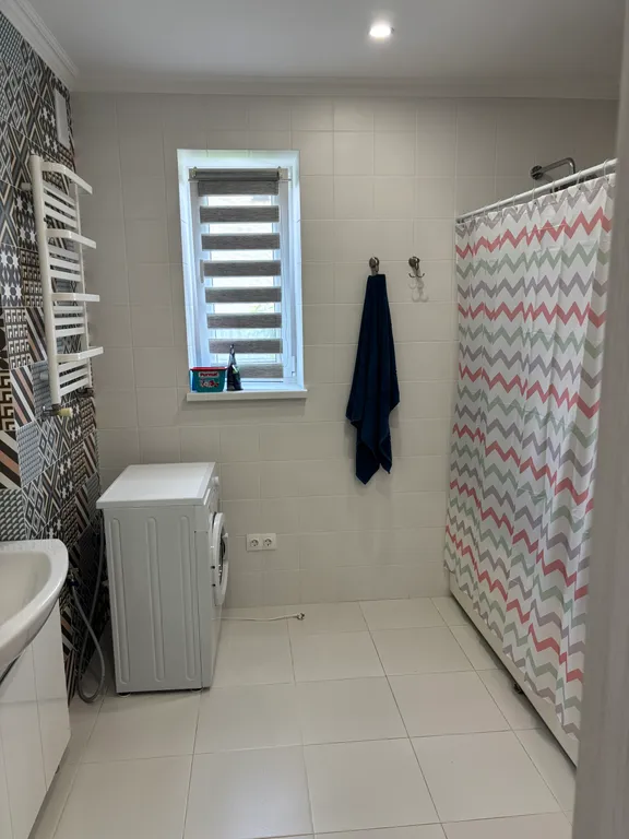 Уютный дом в лесном массиве возле красивых озер