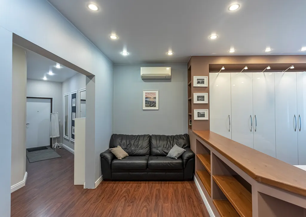 Большая квартира с видом на море