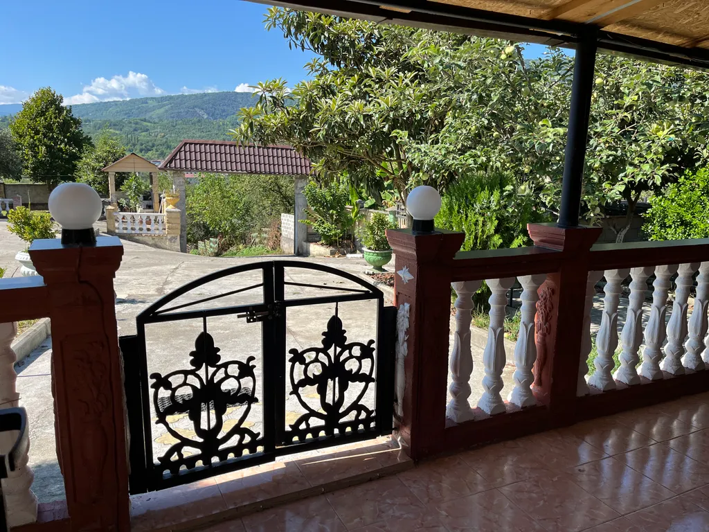 Коттедж Лучана с видом на горы