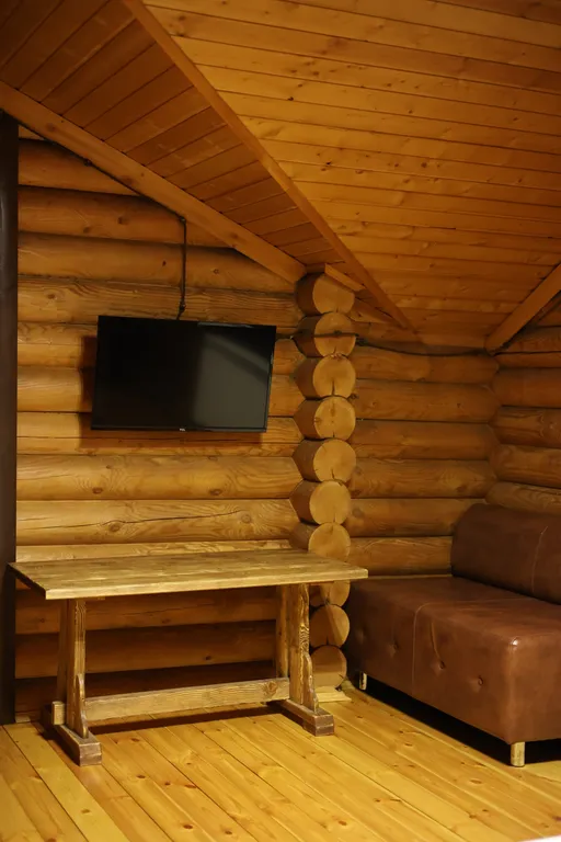 Коттедж с двумя спальнями, русской баней и теплым бассейном