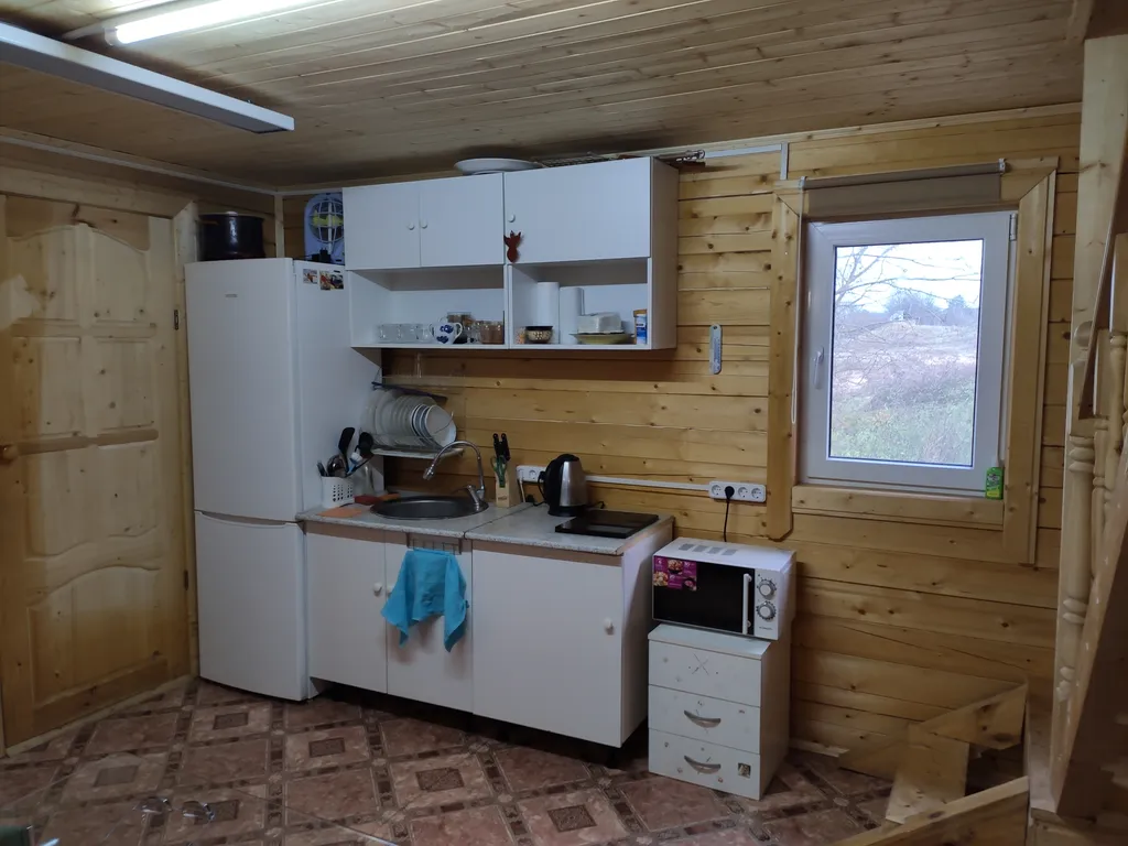 Домик-баня на берегу реки Псижа и выходом в озеро Ильмень