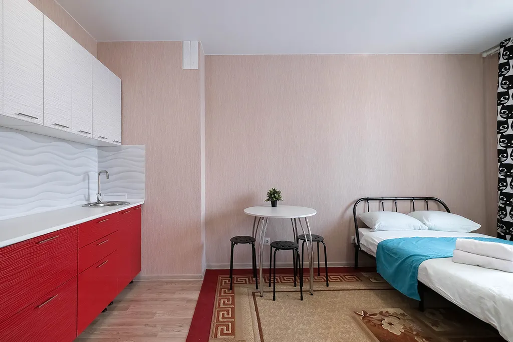 Студия для двоих, рядом с аэропортом, бесконтактное заселение