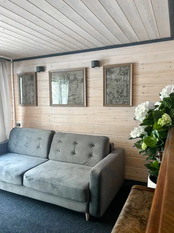 Барн хаус с прекрасным видом на лес