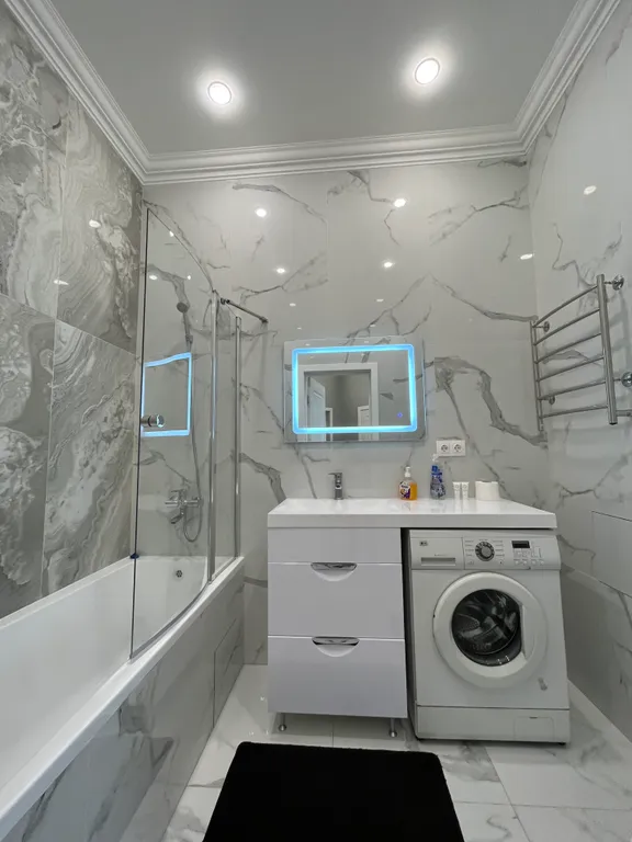 Стильная квартира в ЖК Айсанам Делюкс