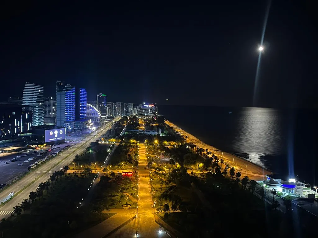 Апартаменты с видом на море и горы