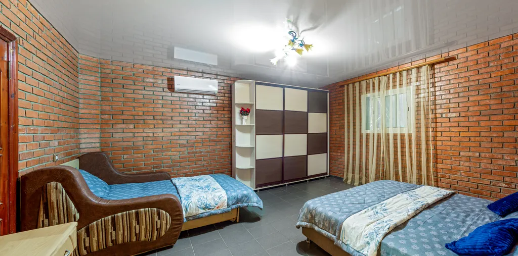 Дом с бассейном и русской баней