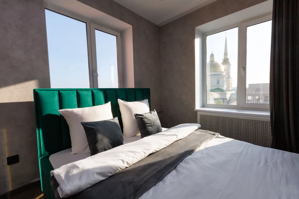 Квартира с видом на собор Александра Невского | квартирный вопрос — аренда посуточно в Ижевск