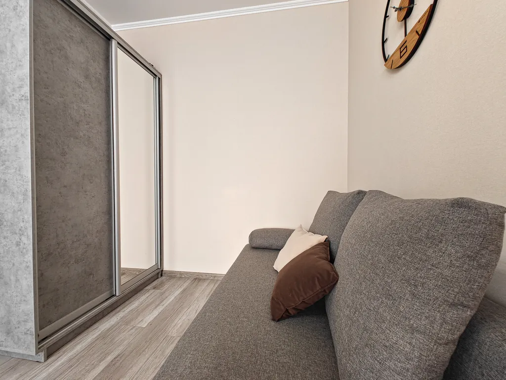 Однокомнатная квартира около ЛДК