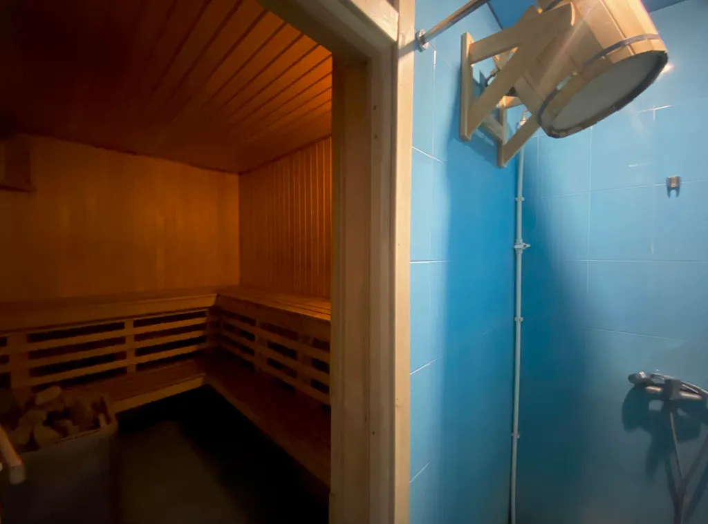 Дом расположен в очень уютном месте