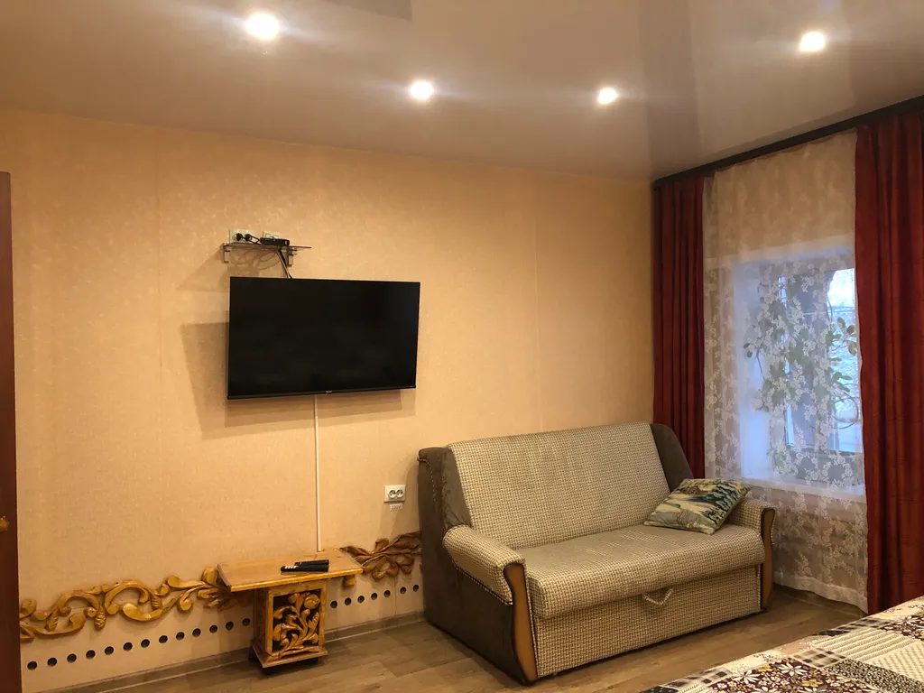 С видом на Кремль однокомнатный номер с кухней и санузлом