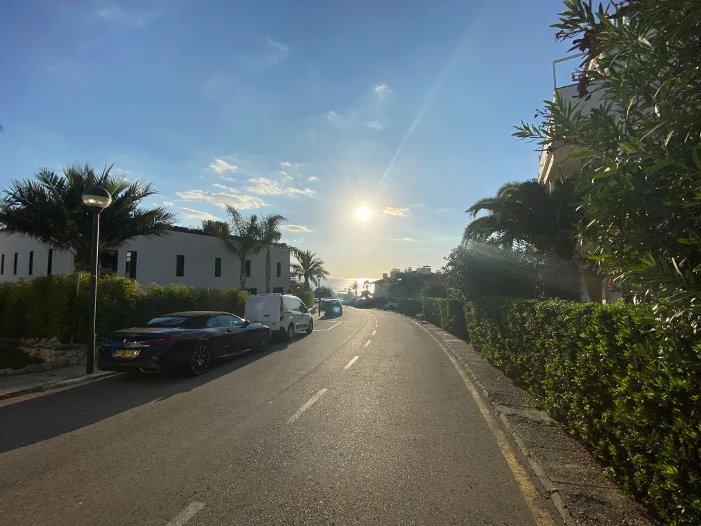 Апартаменты с шикарным видом на море и Ситжес