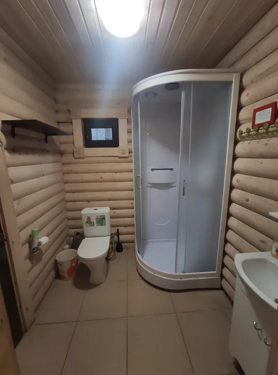 Уютный коттедж в сосновом лесу на берегу Суходольского озера