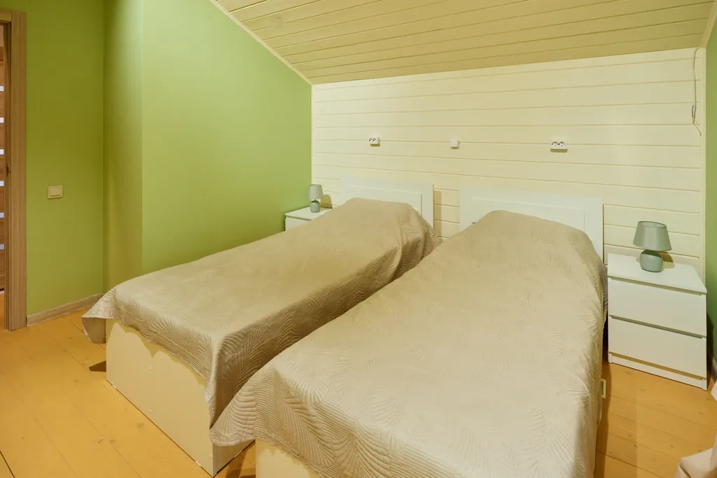 Уютный двухэтажный дом