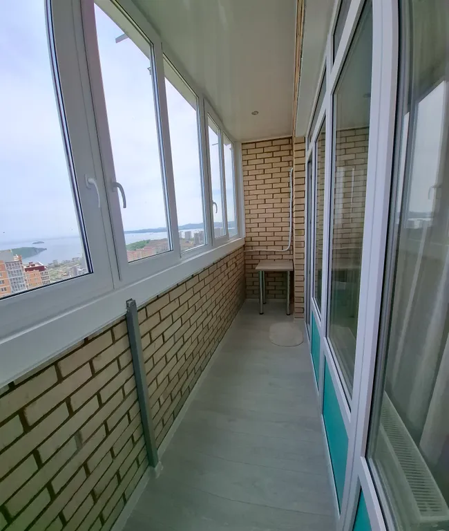 Студия с видом на море