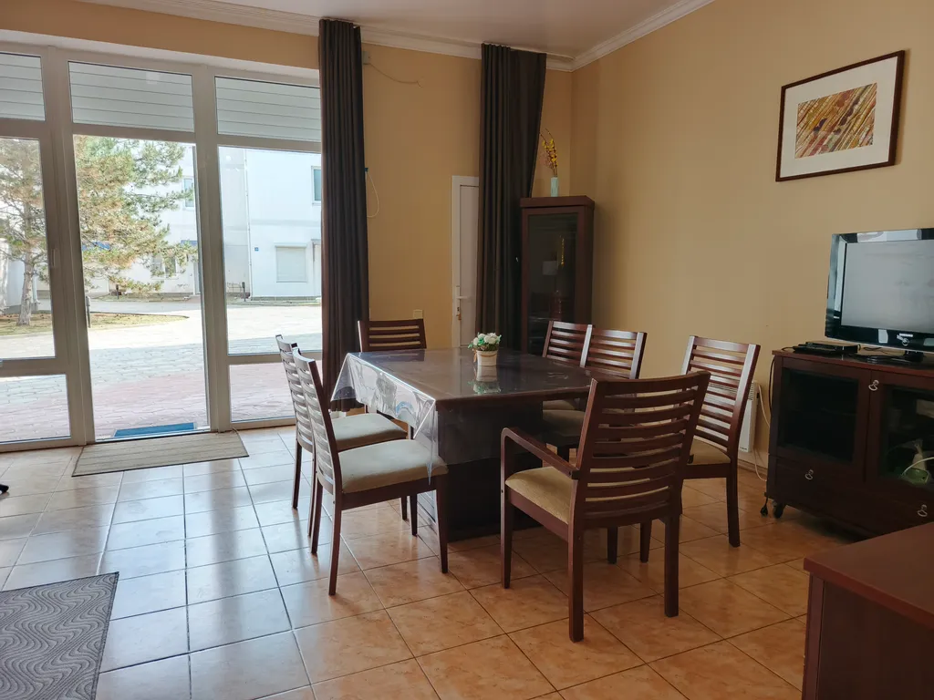 Таунхаус на берегу моря