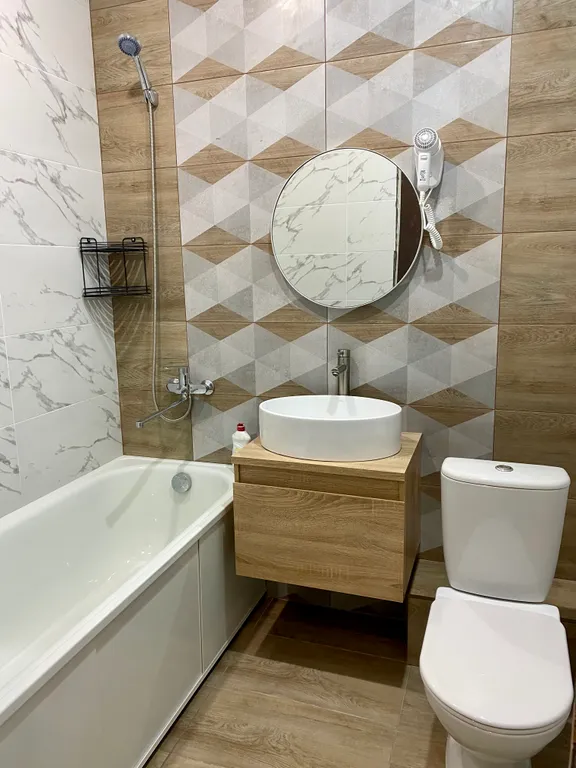 2ком- тц АУРА, Аэропорт, Жд Автовокзал