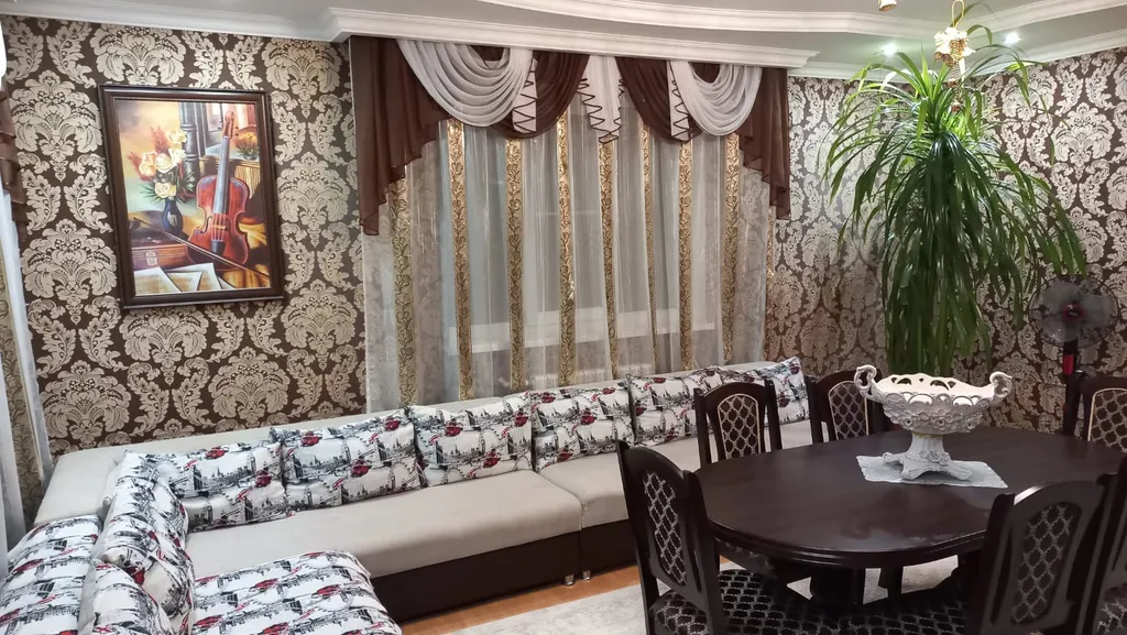 Уютный дом с видом на горы