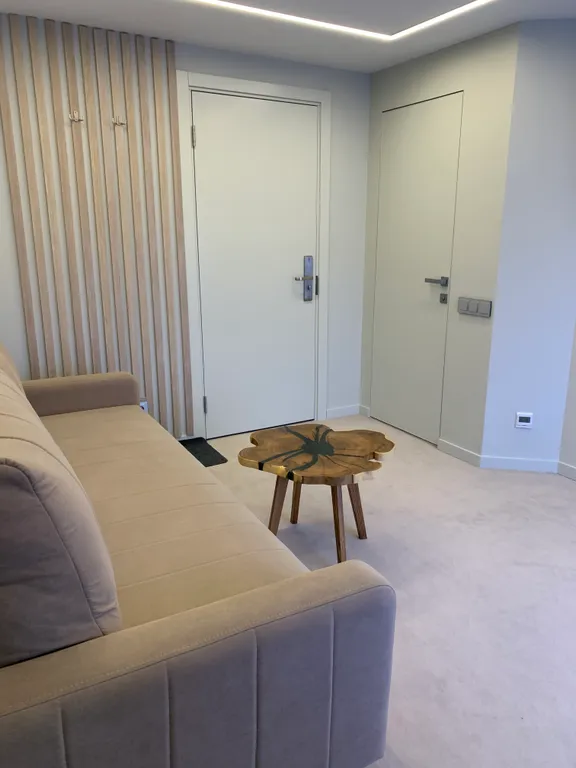 Двухместный,двухкомнатный номер Джуниор Сюит с одной общей кроватью