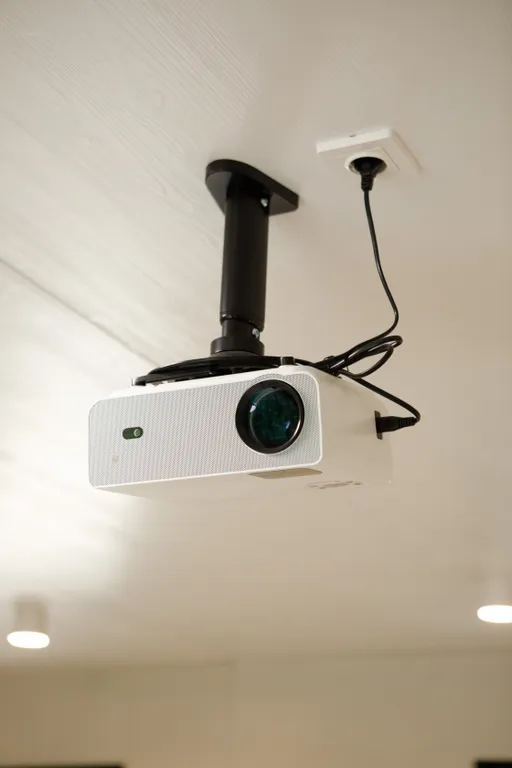 Стильный дом с ванной, горячим чаном и сауной