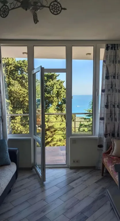 Двух этажный апартамент с видом на море и двумя балконами 303