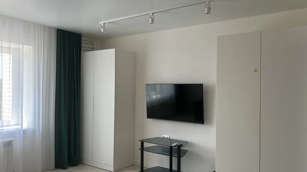 Новая стильная уютная квартира