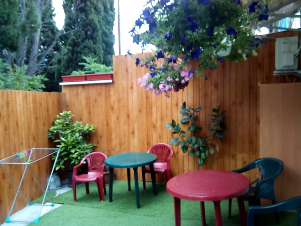 Однокомнатная квартира с двориком