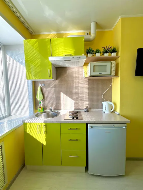 Студия возле авто и жд вокзалов