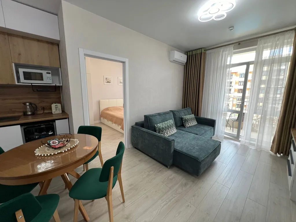 355 Евротри люкс на 6 человек с бассейнами