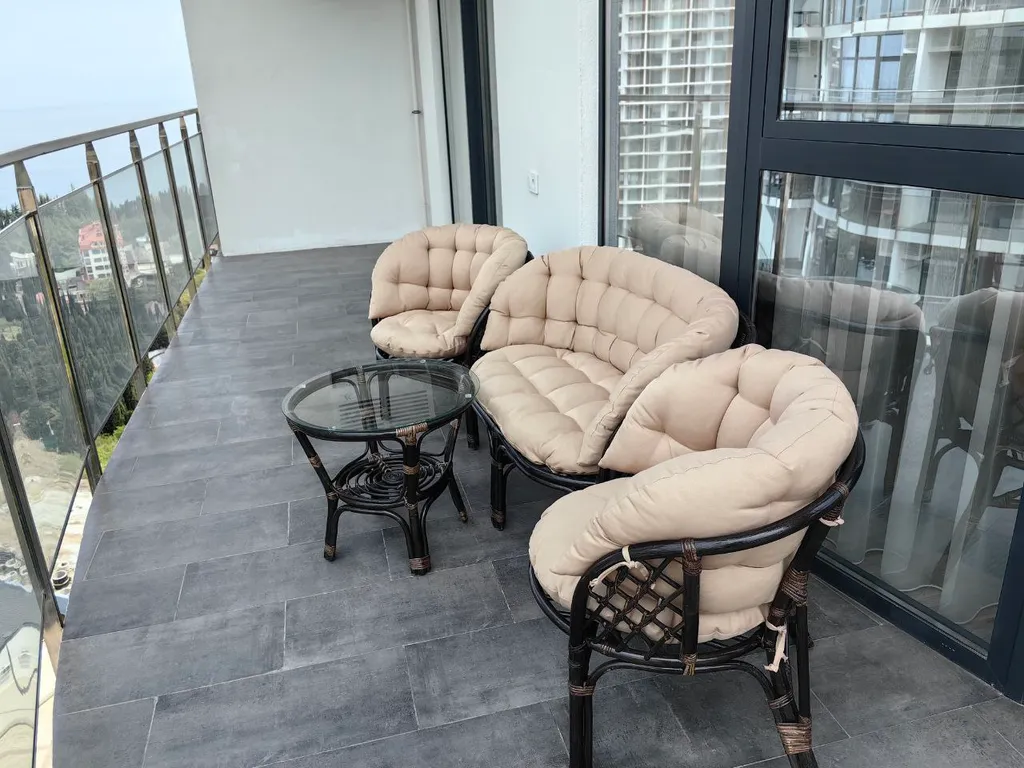 Дизайнерские апартаменты с видом на горы и море