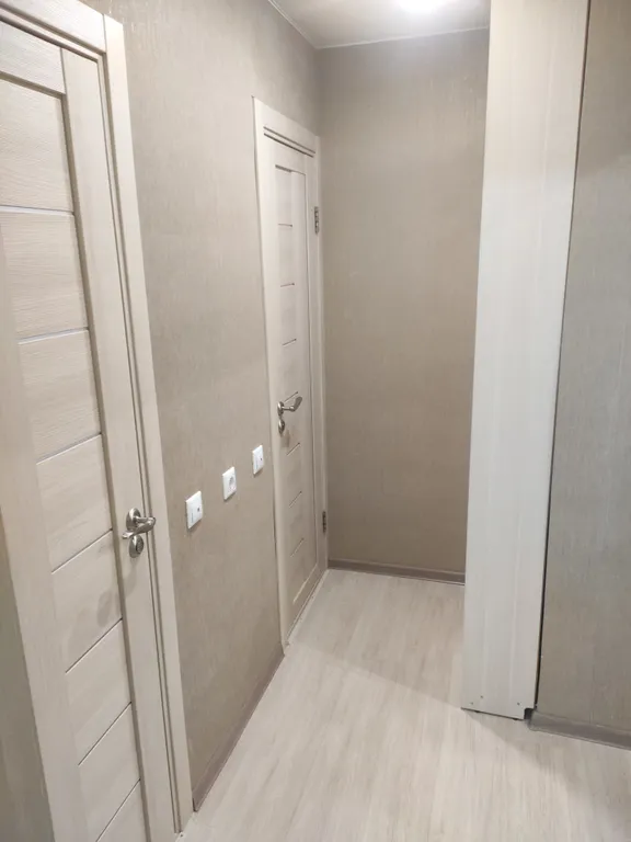 2-комнатная уютная и теплая квартира с хорошим ремонтом.