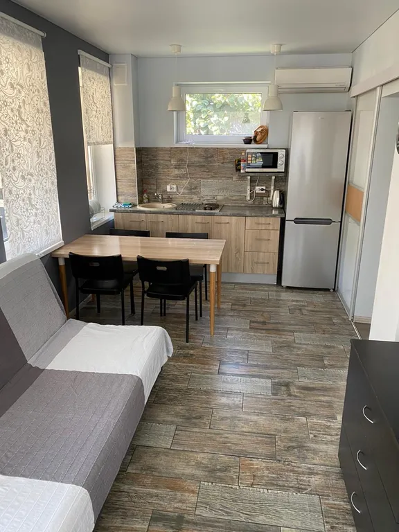 Уютные апартаменты на втором этаже в частном доме