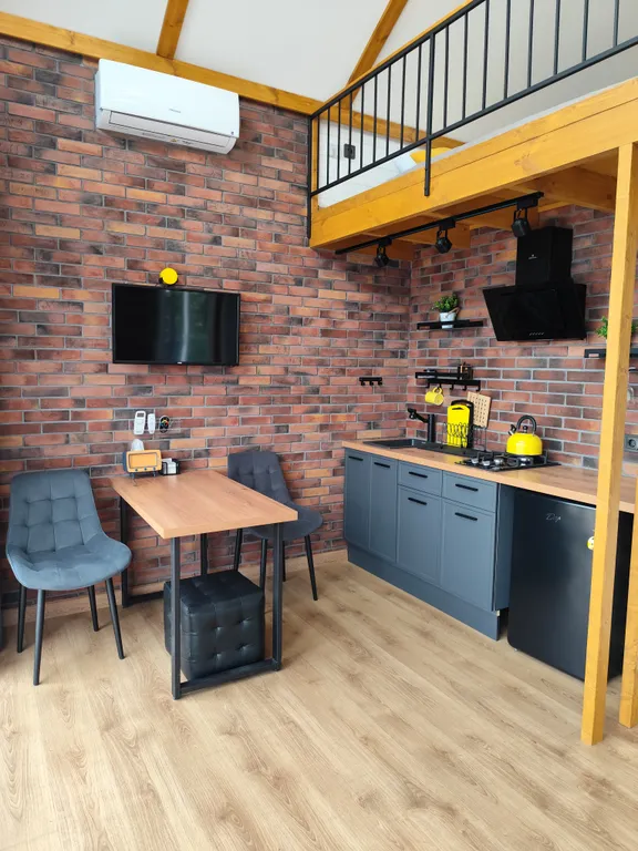 Апартамент на горе с видом на море и сад