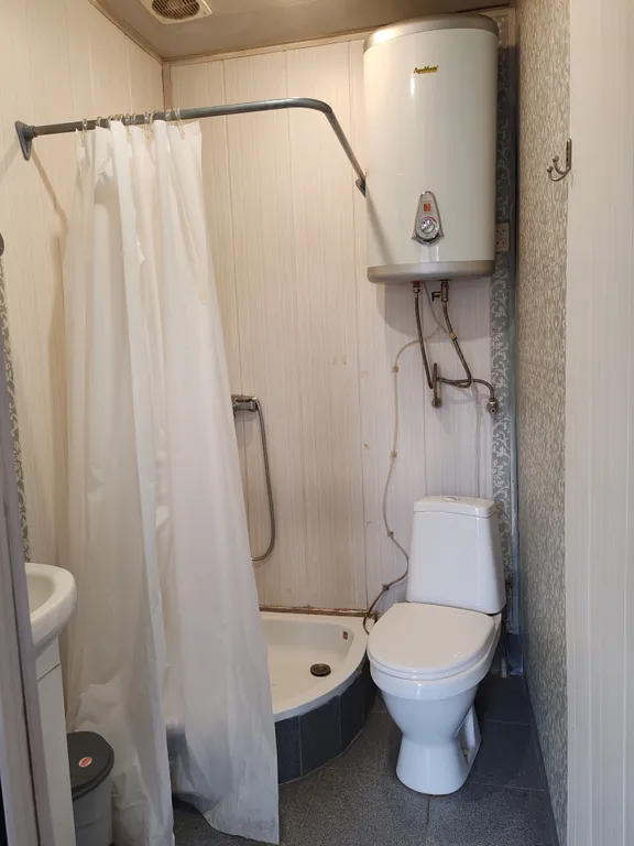 Коттедж Уютный дом в 300 метрах от моря для большой семьи или компании друзей — Нижняя Хобза