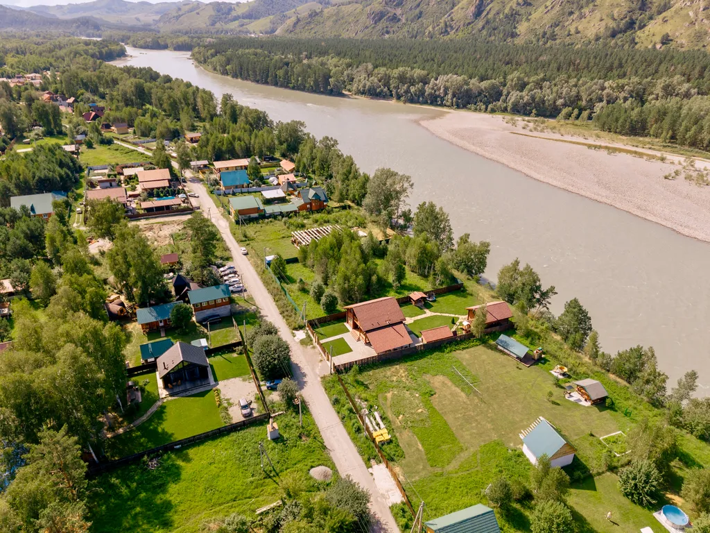 Дом-шале с печью-камином