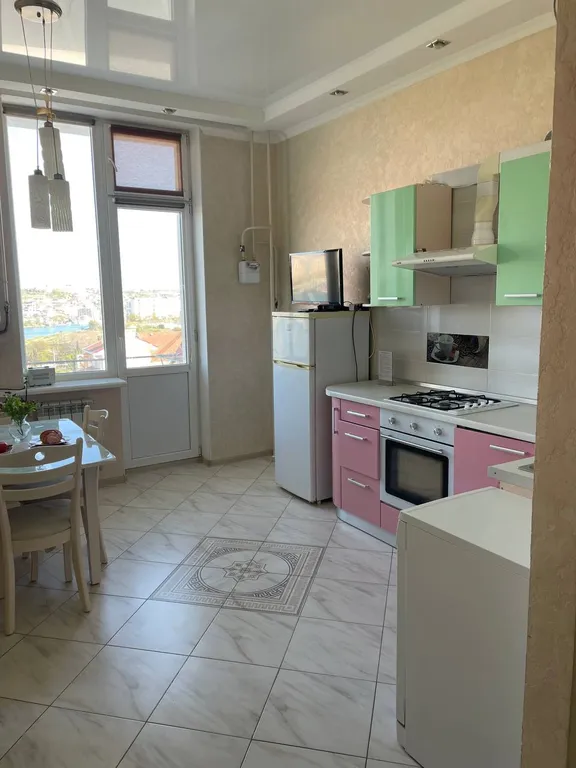 2-комнатная квартира около Парка Победы