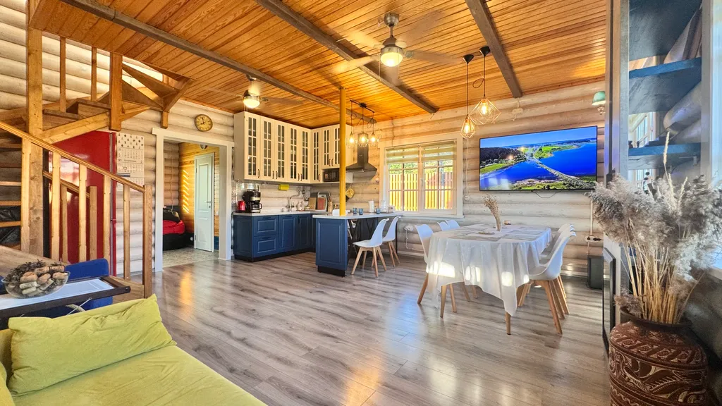 Усадьба у подножия горы Хийденвуори