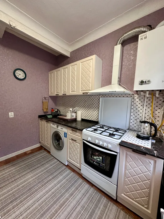 Уютная квартира в центре города с видом на горы